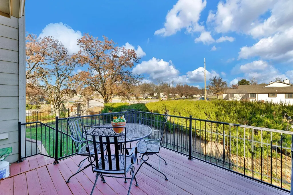 12610 E Bradford Circle Wichita KS 67206