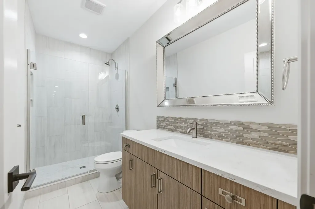 1511 E Bluesage Court Andover KS 67002