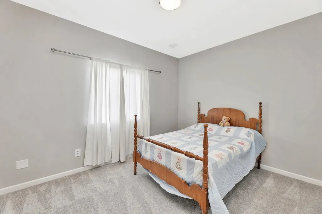 932 N Cloverleaf Street Goddard KS 67052