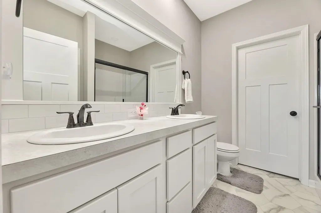 932 N Cloverleaf Street Goddard KS 67052