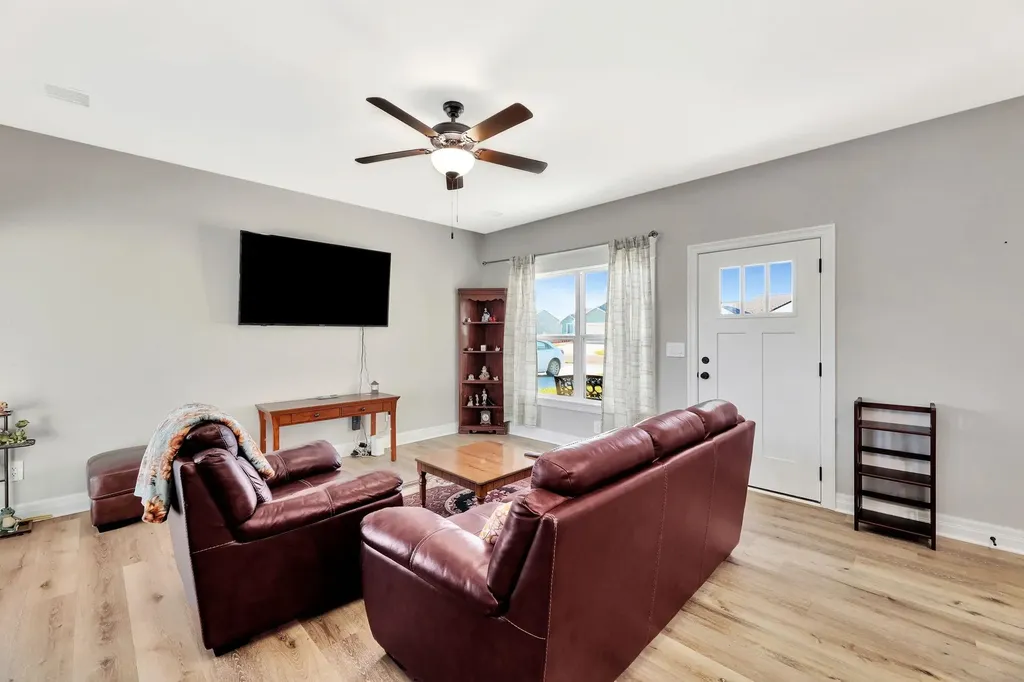 932 N Cloverleaf Street Goddard KS 67052