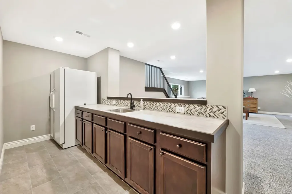 2354 S Chateau Street Wichita KS 67207