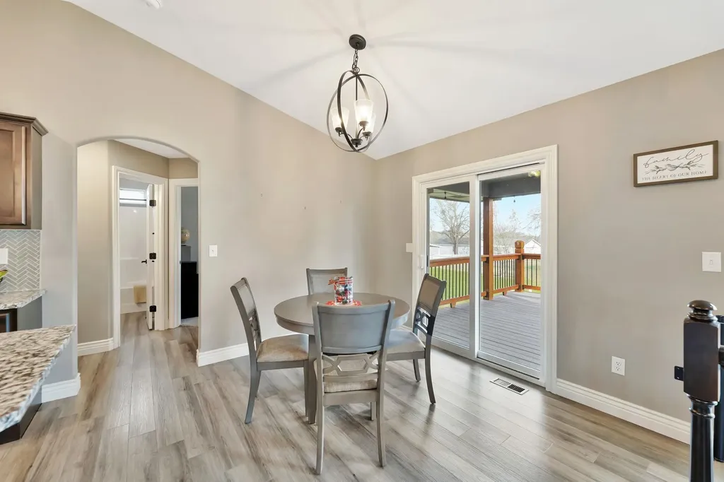 2354 S Chateau Street Wichita KS 67207
