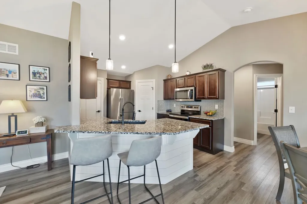 2354 S Chateau Street Wichita KS 67207