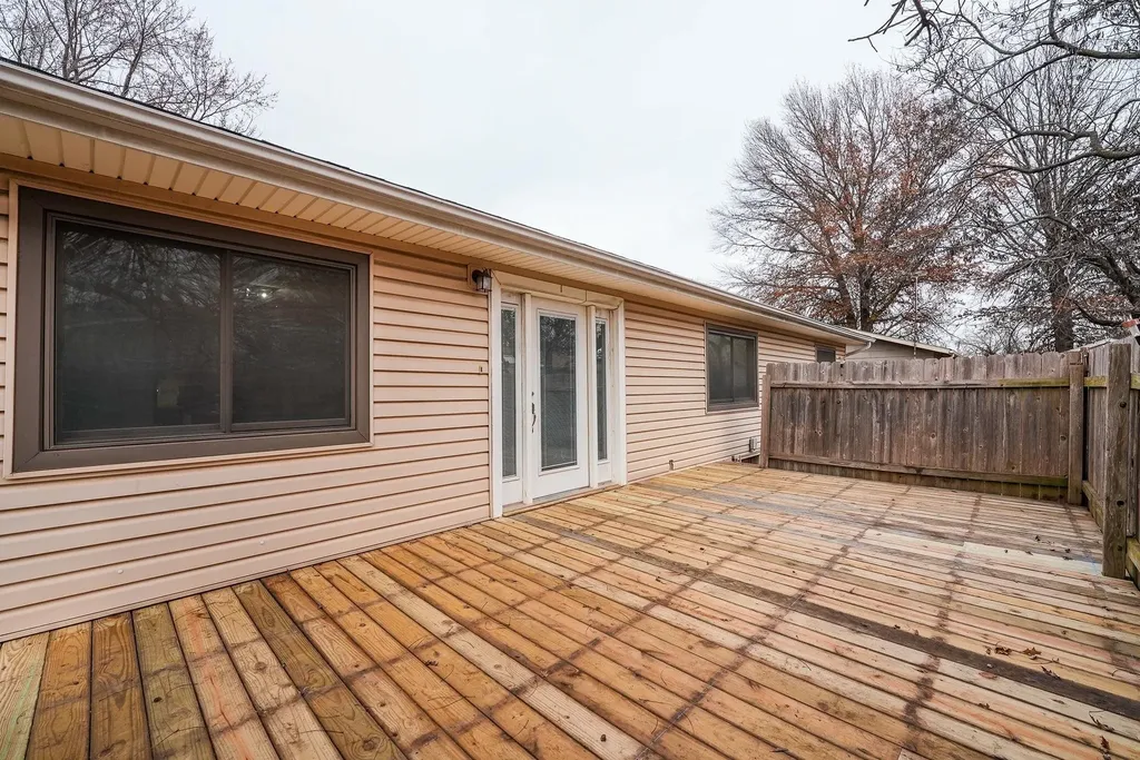 509 W 13th Avenue El Dorado KS 67042