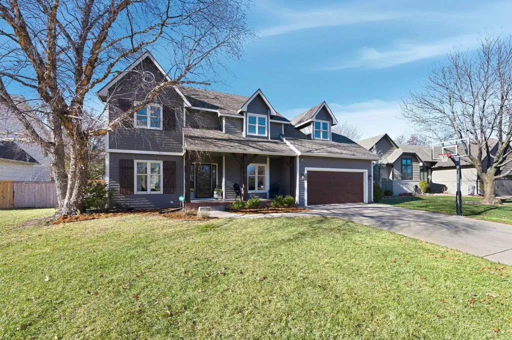 2455 N Vinegate Circle Wichita KS 67226