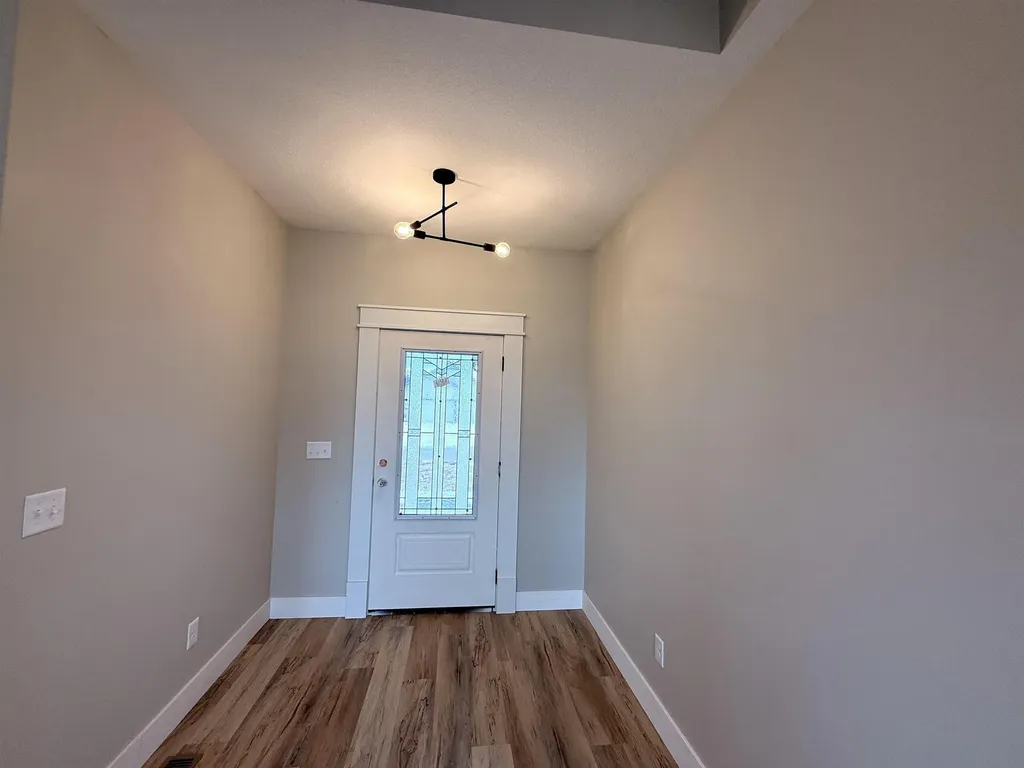 2153 S Chateau Court Wichita KS 67207