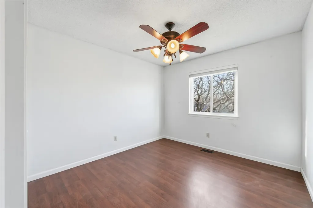 1930 N Cardington Street Wichita KS 67212