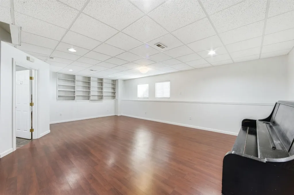 1930 N Cardington Street Wichita KS 67212