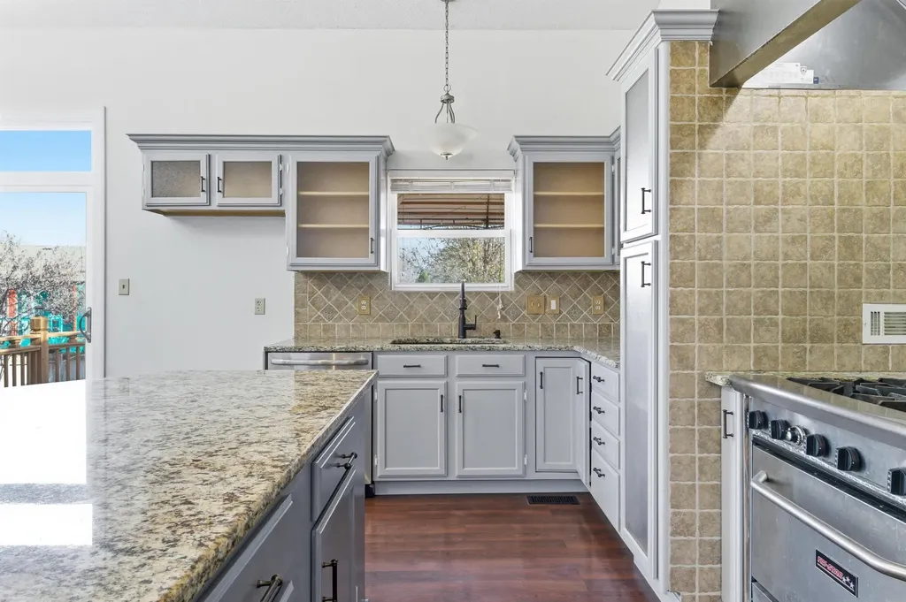 1930 N Cardington Street Wichita KS 67212