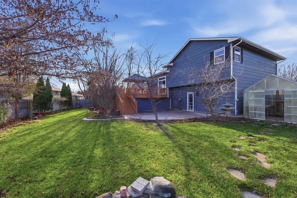 1930 N Cardington Street Wichita KS 67212