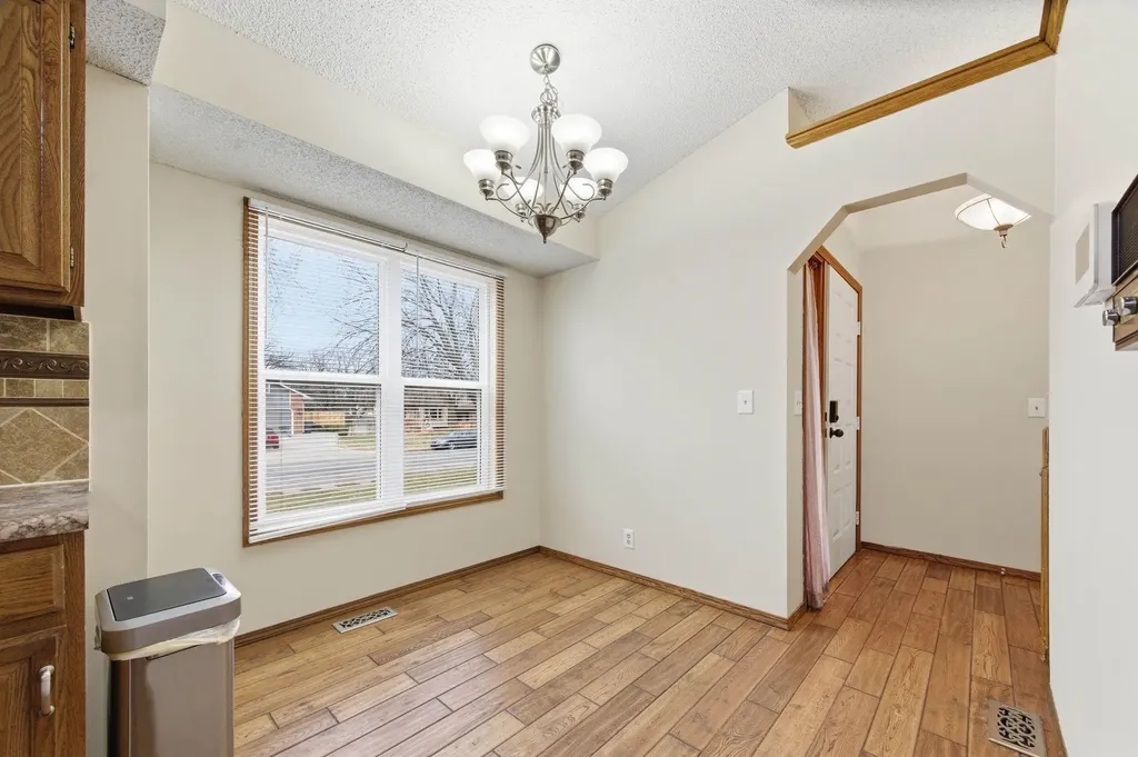 1644 N Parkdale Street Wichita KS 67212