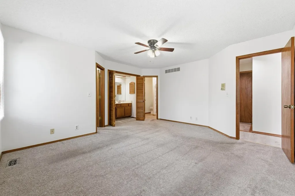 1644 N Parkdale Street Wichita KS 67212