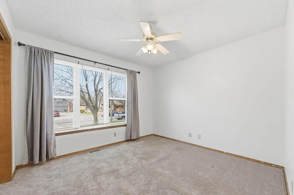 1644 N Parkdale Street Wichita KS 67212