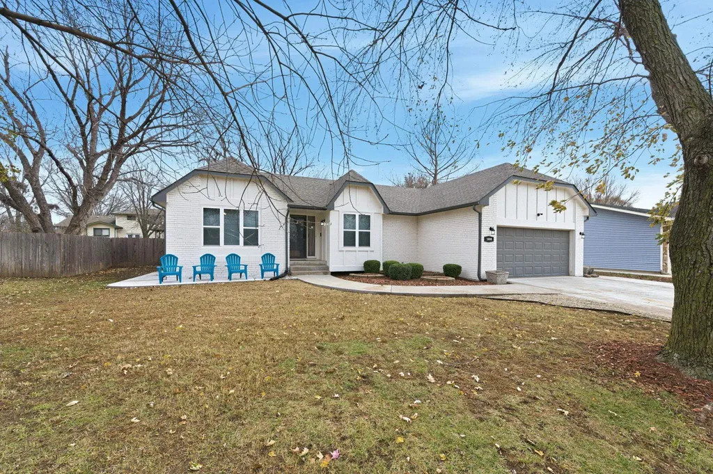 1644 N Parkdale Street Wichita KS 67212
