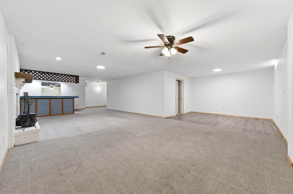 1644 N Parkdale Street Wichita KS 67212