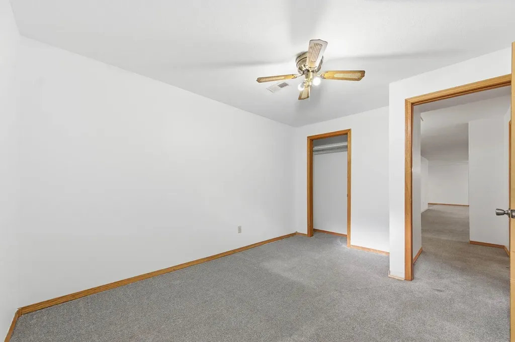 1644 N Parkdale Street Wichita KS 67212
