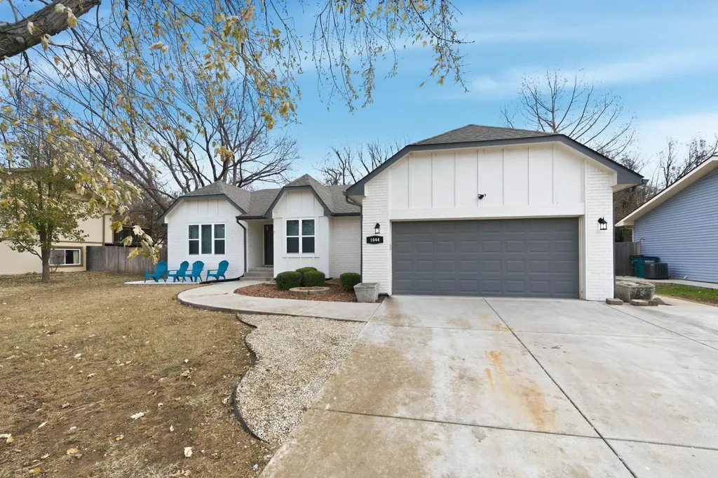 1644 N Parkdale Street Wichita KS 67212