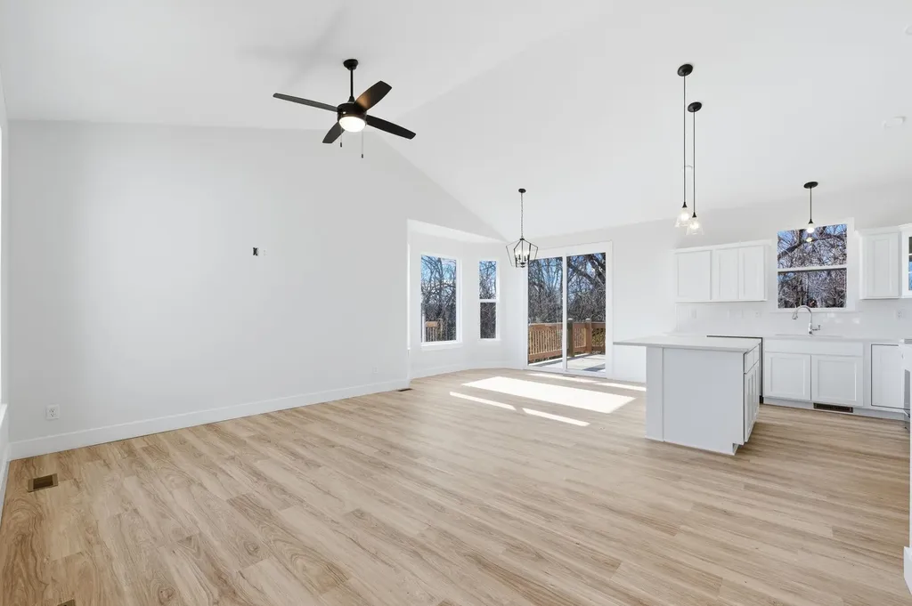 1543 S Meadowhaven Street Andover KS 67002