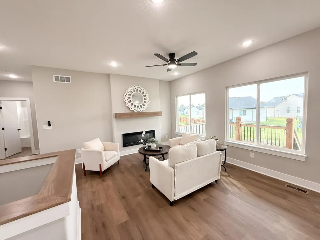 10709 E Bonita Street Wichita KS 67207
