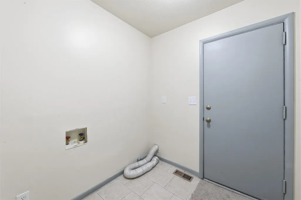 3124 N Shelton Street Wichita KS 67204