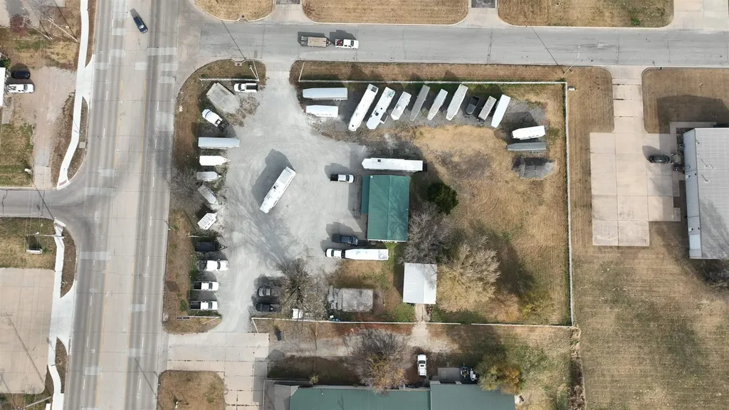 7046 S Broadway Avenue Haysville KS 67060