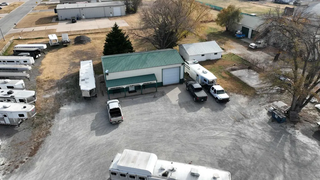 7046 S Broadway Avenue Haysville KS 67060