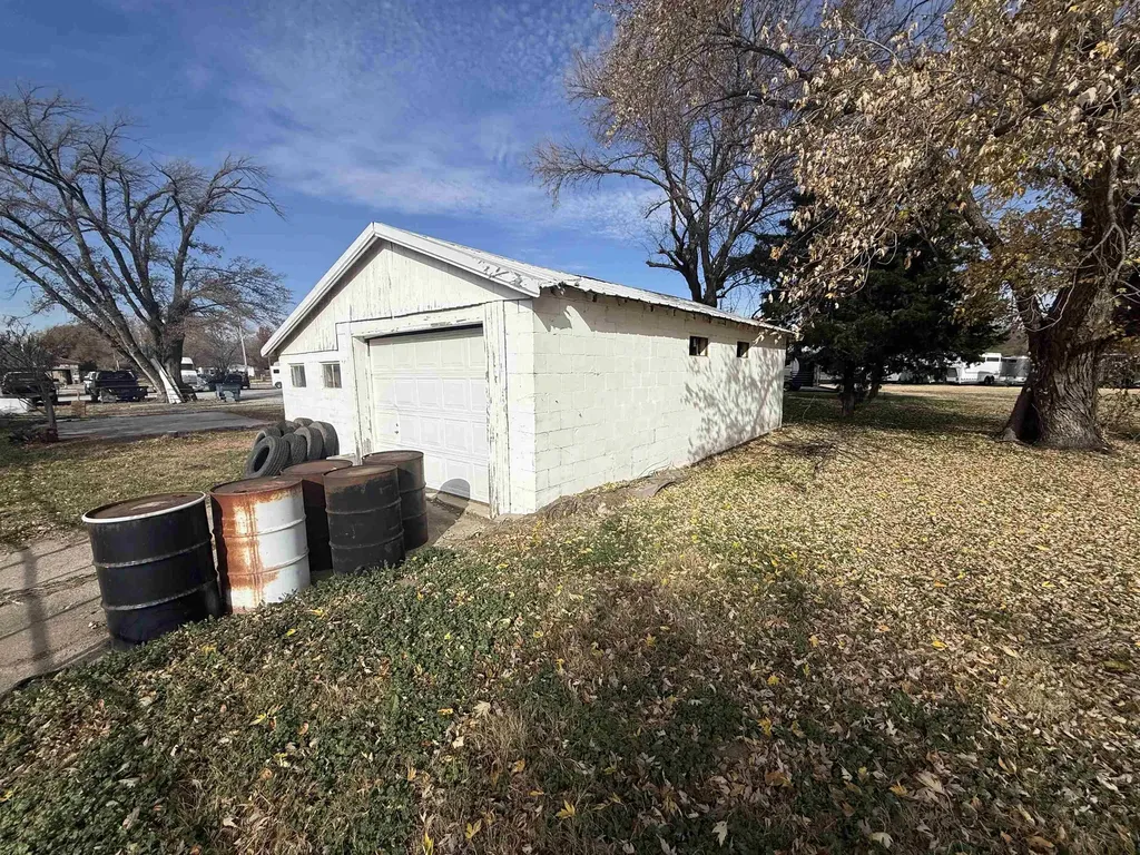 7046 S Broadway Avenue Haysville KS 67060