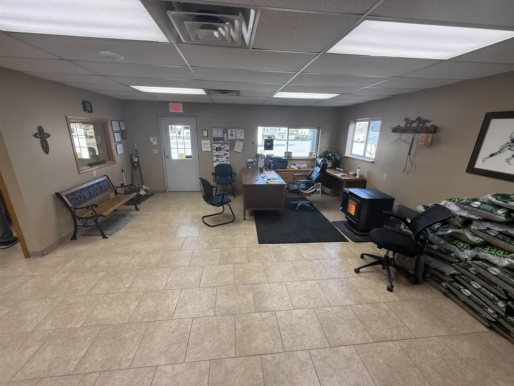 7046 S Broadway Avenue Haysville KS 67060