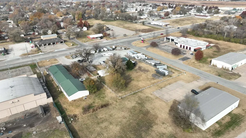 7046 S Broadway Avenue Haysville KS 67060