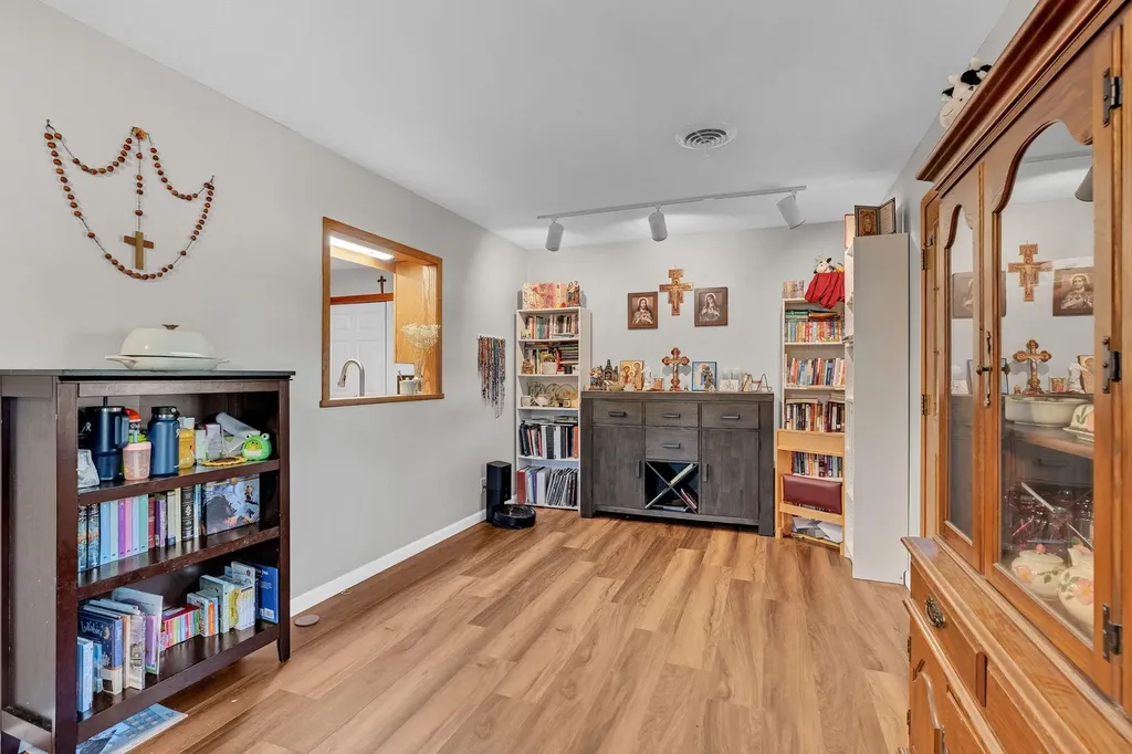 4520 S Washington Avenue Wichita KS 67216