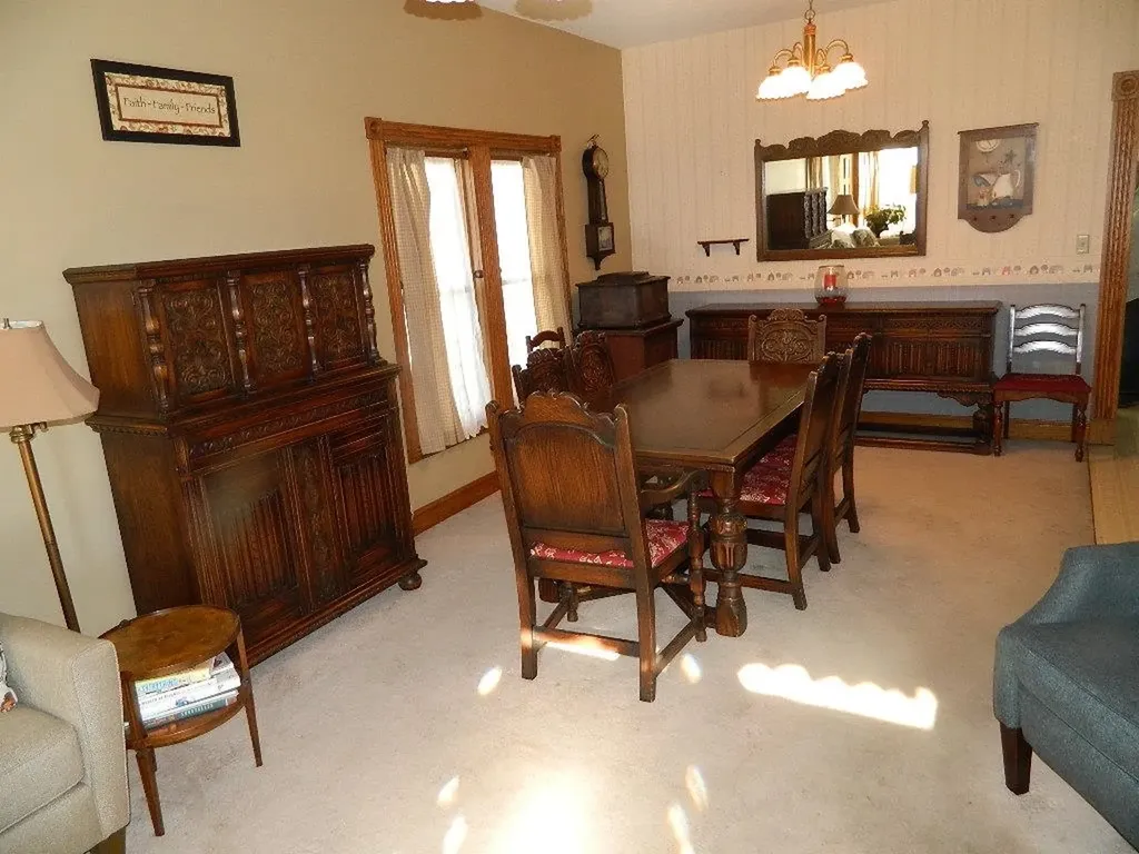 4622 E 9th Avenue Winfield KS 67156