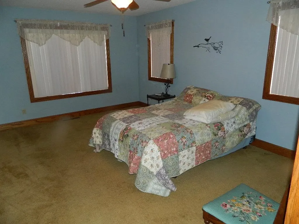 4622 E 9th Avenue Winfield KS 67156