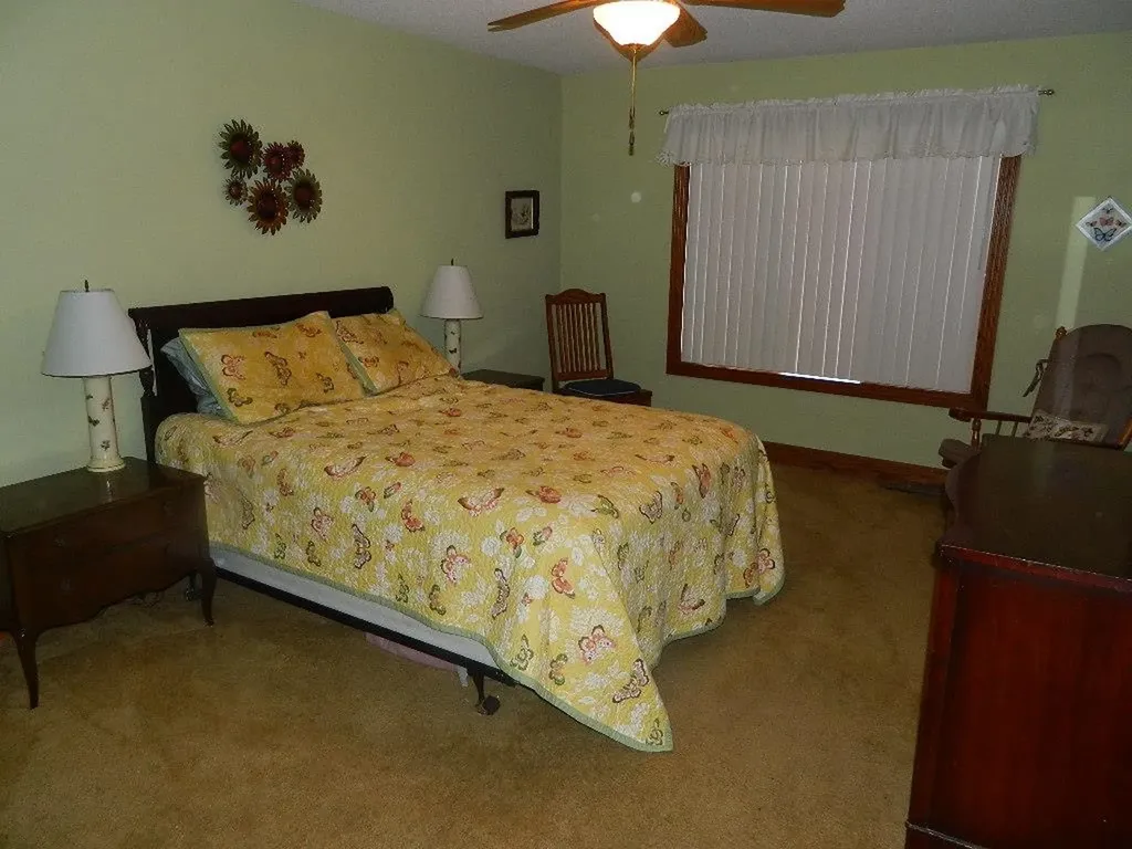 4622 E 9th Avenue Winfield KS 67156