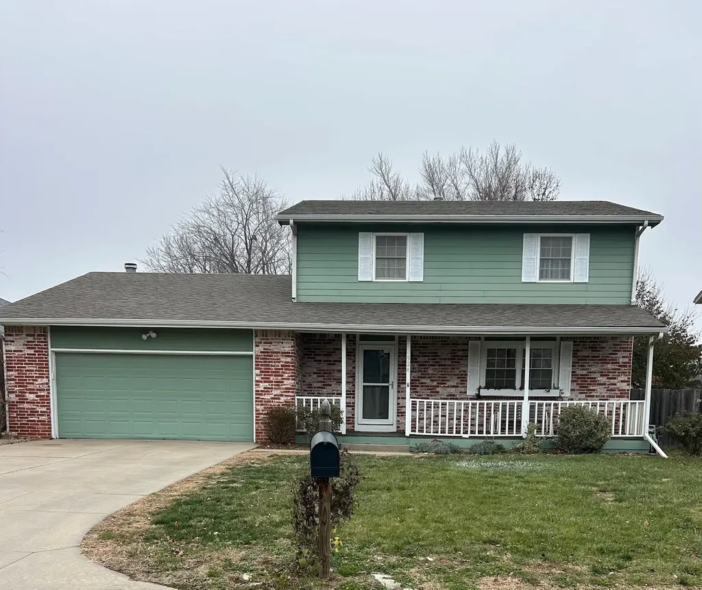 924 Maplewood Court Andover KS 67002