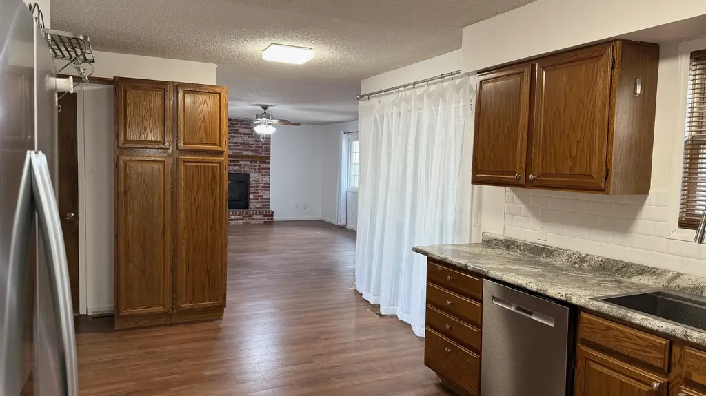 924 Maplewood Court Andover KS 67002