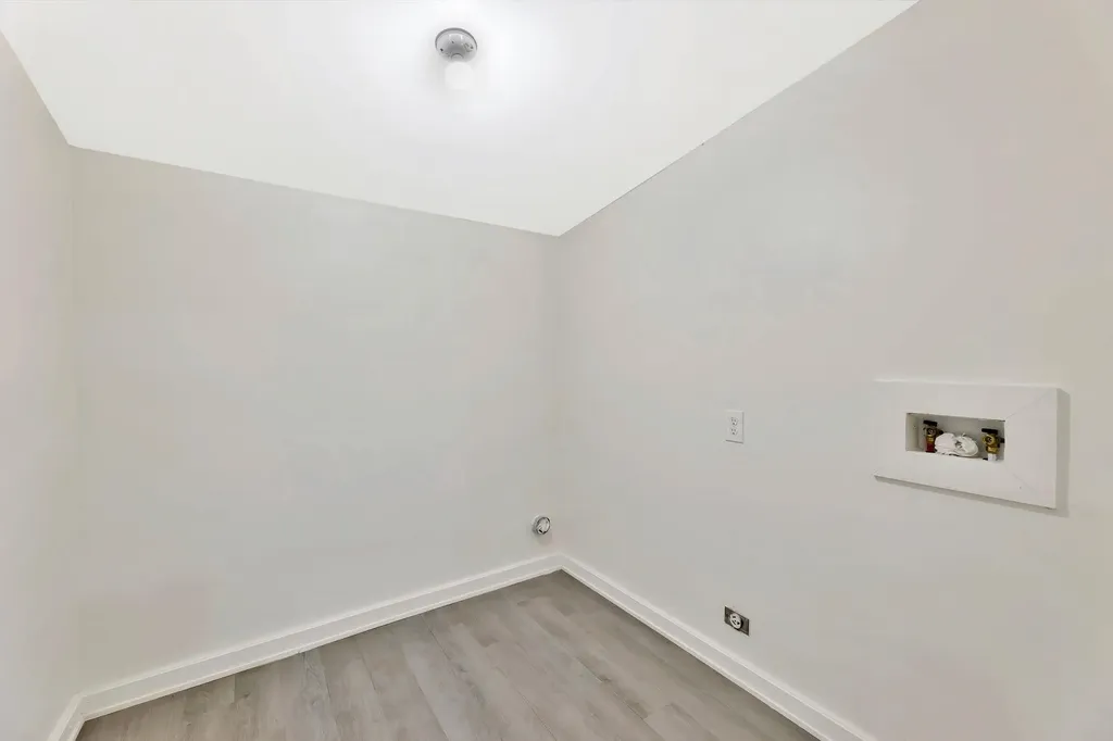 5608 E Park Hollow Drive Wichita KS 67208