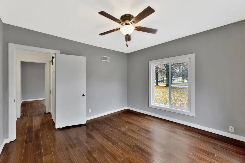 5608 E Park Hollow Drive Wichita KS 67208