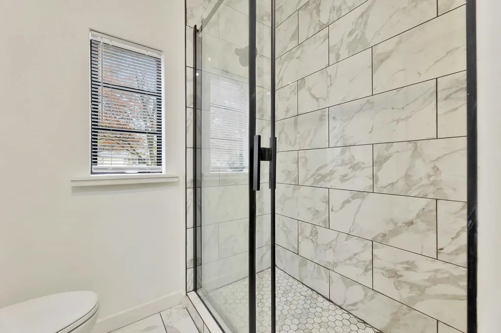 5608 E Park Hollow Drive Wichita KS 67208