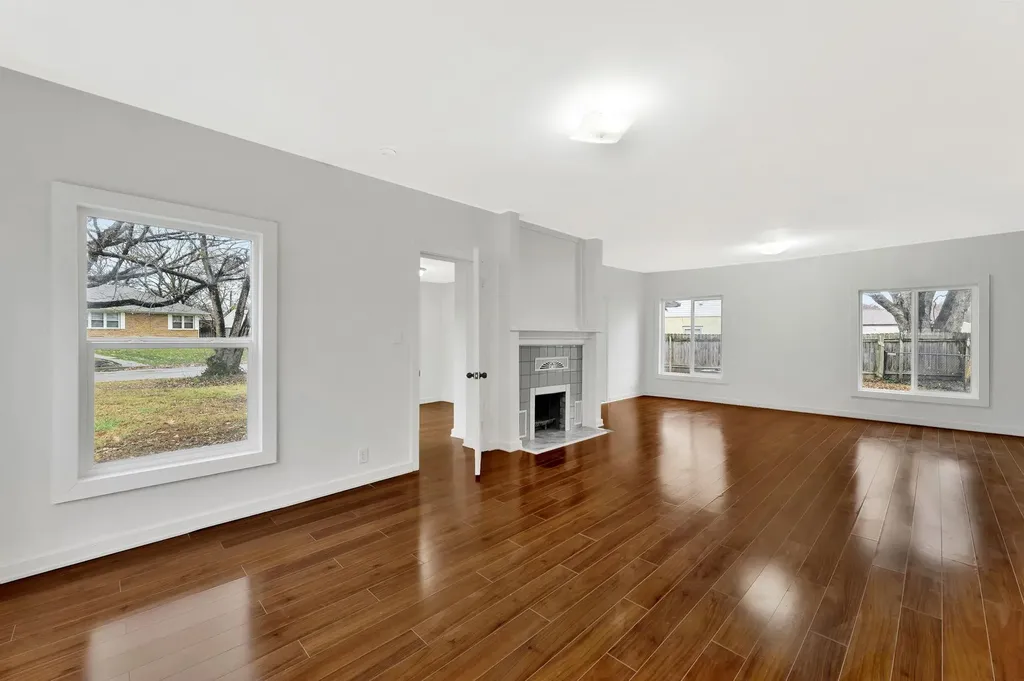 5608 E Park Hollow Drive Wichita KS 67208