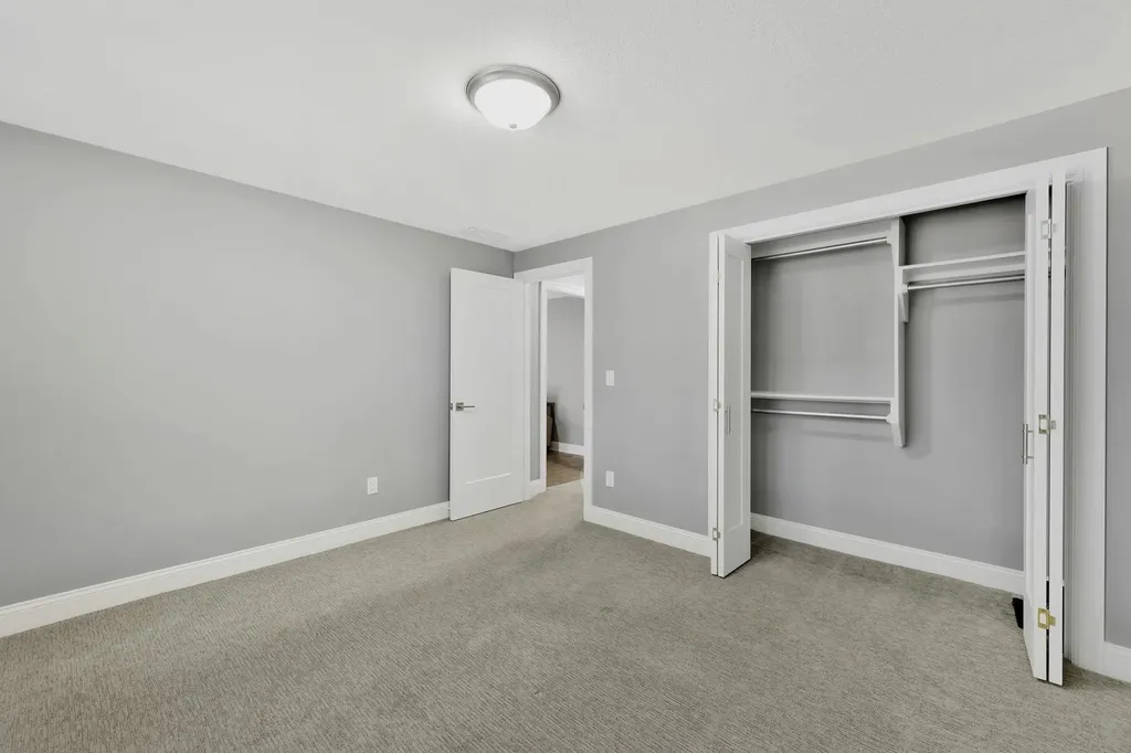 5009 N Saker Street Wichita KS 67219