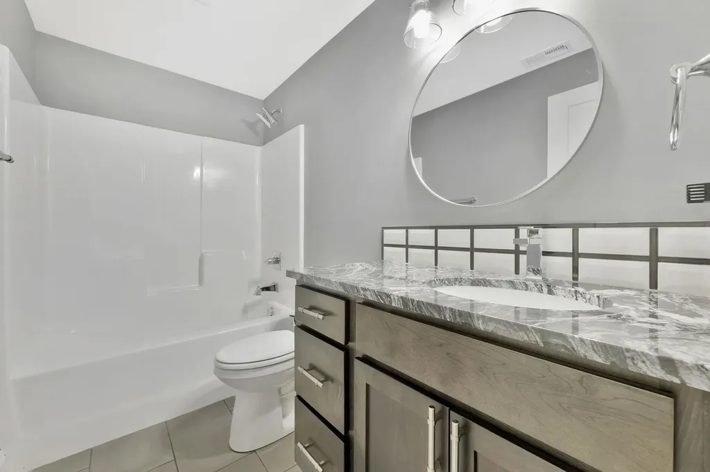 5009 N Saker Street Wichita KS 67219