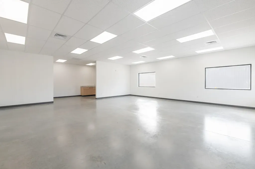 1504 E 61st Street N Park City KS 67219