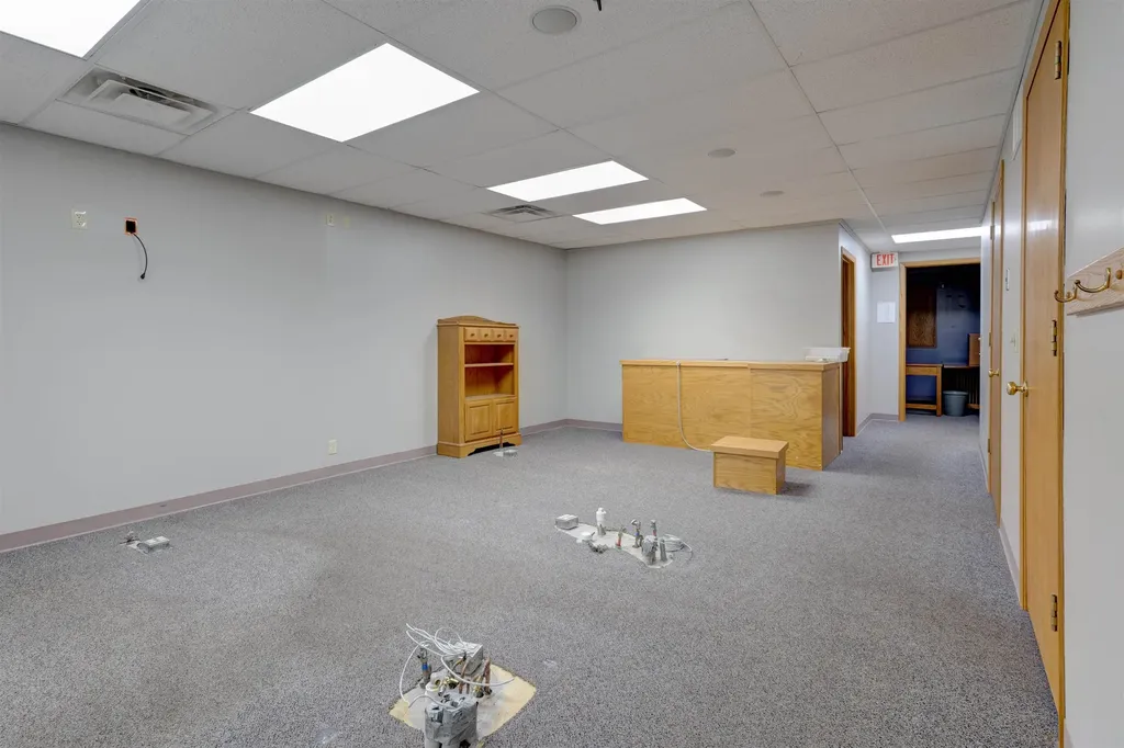 810 Main Street Winfield KS 67156