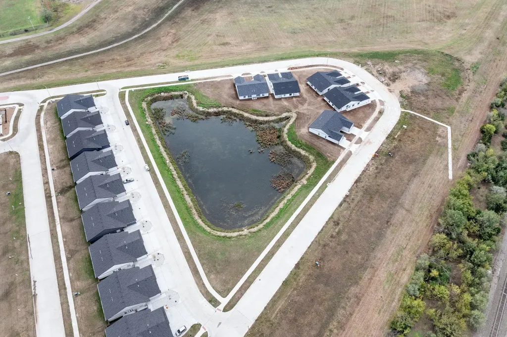 841 S Wybern Street Valley Center KS 67147-8977