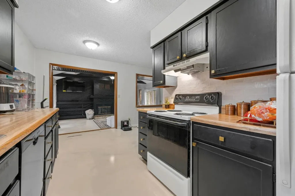 1418 Money Street Augusta KS 67010