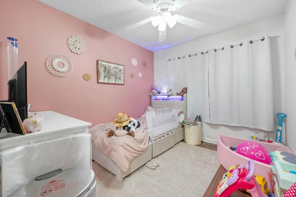 1418 Money Street Augusta KS 67010