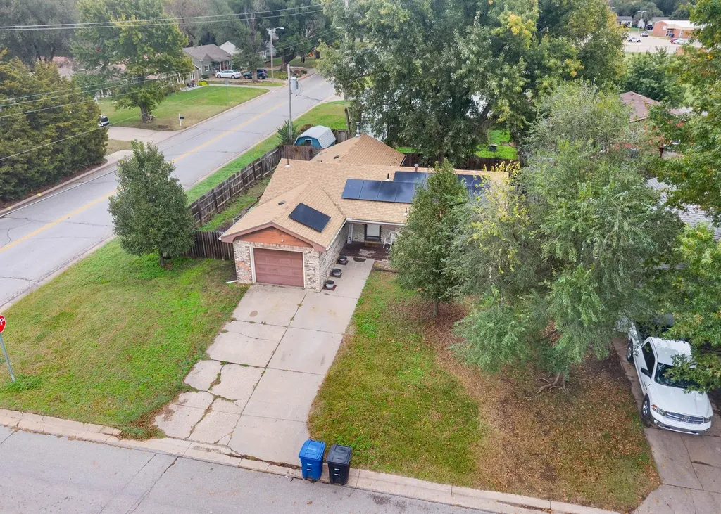 1418 Money Street Augusta KS 67010