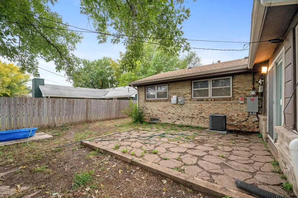 1418 Money Street Augusta KS 67010