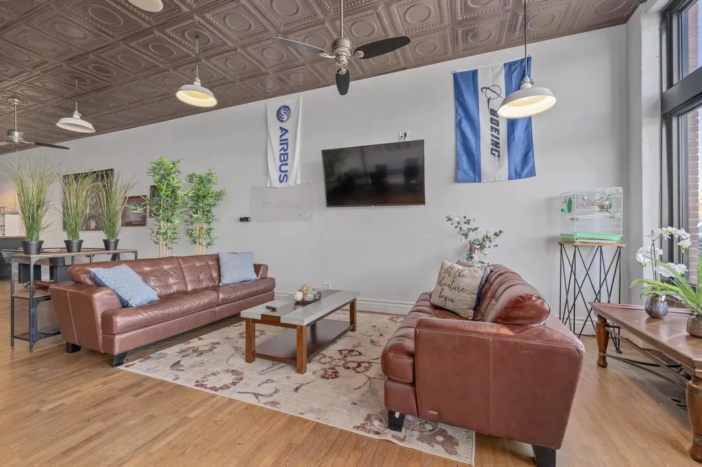 103 W Spring Avenue Conway Springs KS 67031
